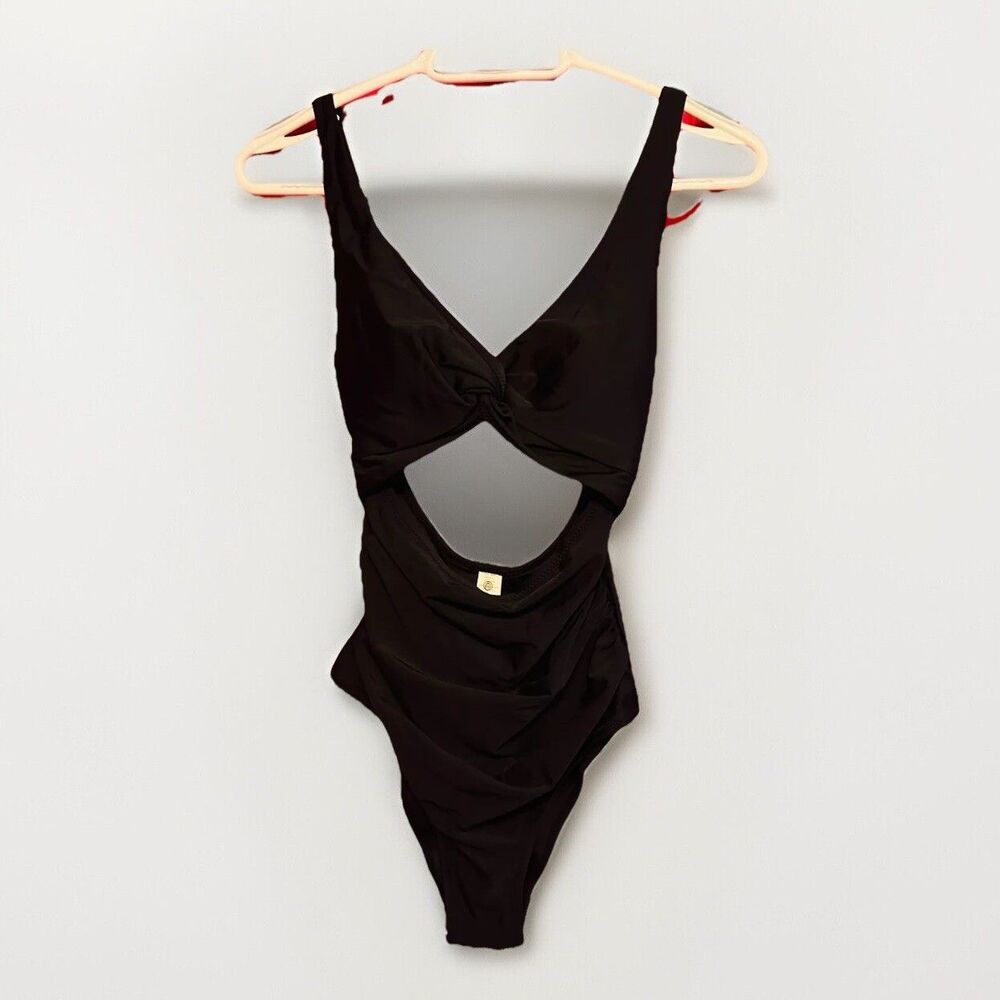 #8616 CHARMO WOMENS UPF 50+ ONE PIECE BATHING SUIT SIZE S